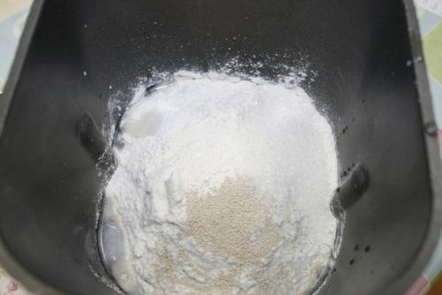 Пампушки чесночные.  Ингредиенты: 01