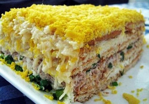 До неприличия вкусный торт - салат закусочный.