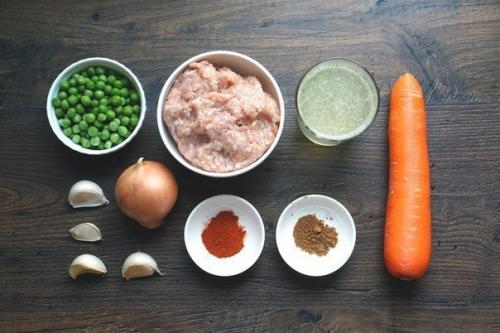 Прозрачный суп с куриными фрикадельками. 01 Прозрачный суп с куриными фрикадельками. 01