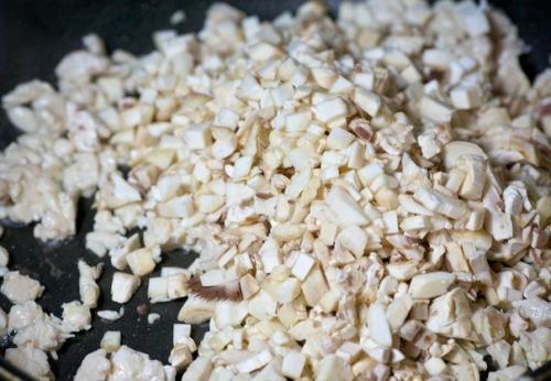 Шампиньоны с курицей и сыром. 03