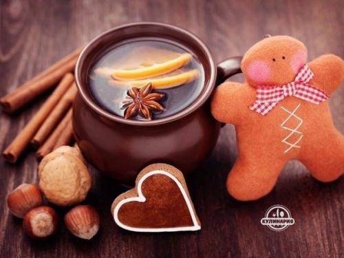 Глинтвейн.  Ингредиенты:   - Вино красное - 750 мл.