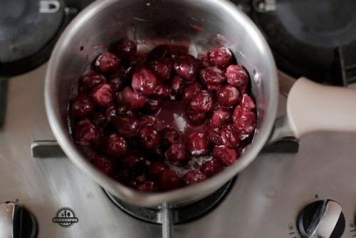 Вишневые мини - чизкейки.