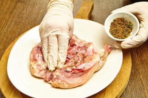 Цыплёнок по-грузински.  Ингредиенты: 04