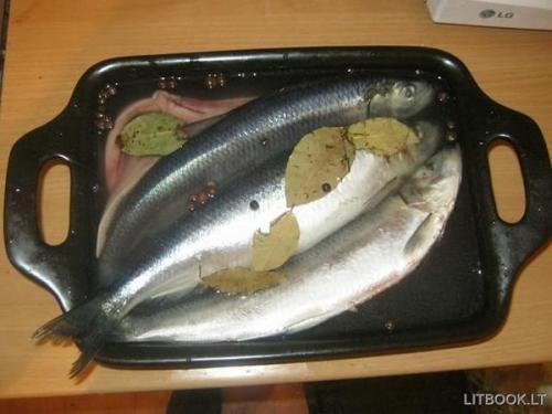 Сельдь пряного посола.