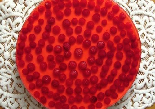 Творожно - малиновый торт. 08