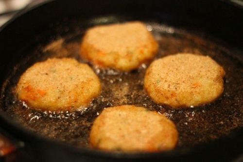 Картофельные котлеты с рисом. 04