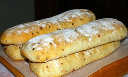 Чиабатта с луком.