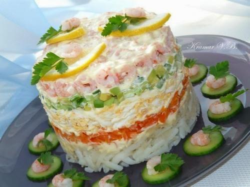 Салат с креветками.