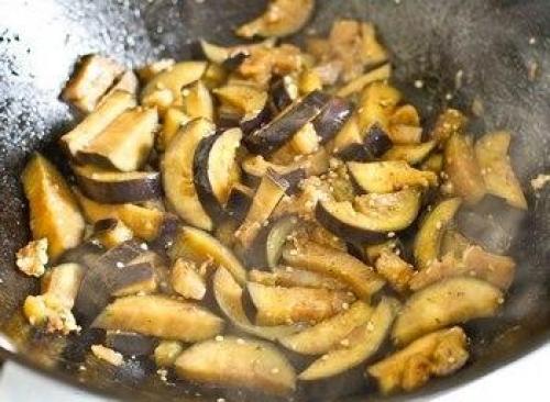 Куриное грудка с баклажанами по-китайски. Курица с баклажанами по-китайски.