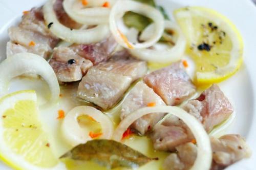 Селёдка по-голландски.   Такие банки за раз опустошаются!