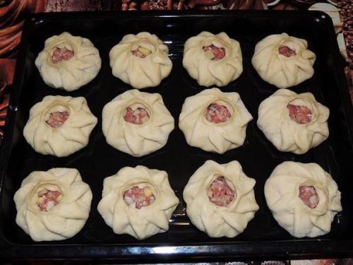 Вак балиш (закусочные пироги с мясом и картошкой). 05