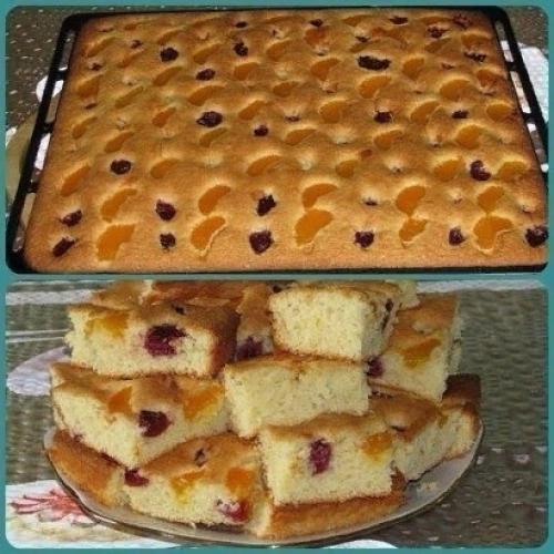 Пирог на минералке с фpуктами. 
