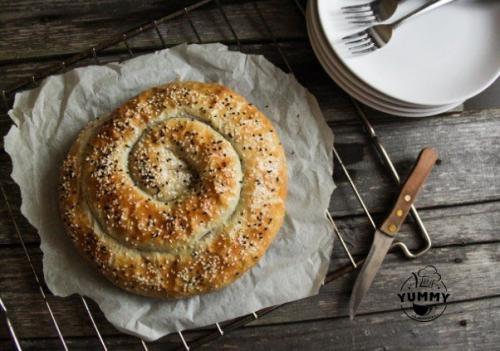 Пирог-улитка. Пирог - улитка из слоеного теста.