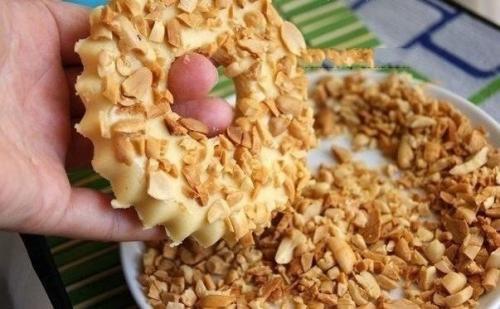 Песочные кольца с арахисом.