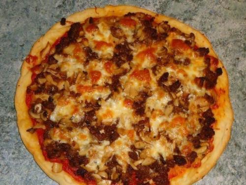 Тонкая пицца 2 начинки. 09