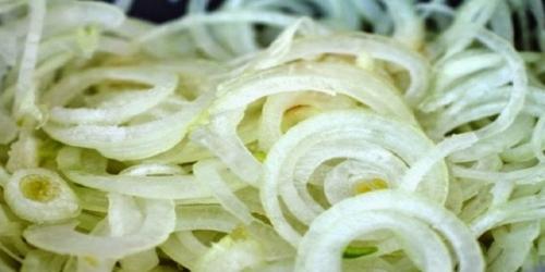 Быстрый маринованный лук для салатов. 

