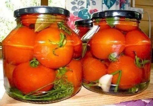 Маринованные помидоры по-болгарски.