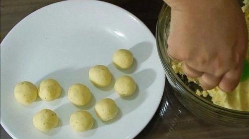 Изумительные сырные шарики. 03