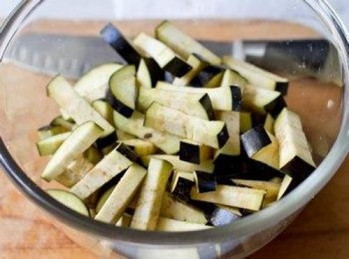 Куриное грудка с баклажанами по-китайски. Курица с баклажанами по-китайски.