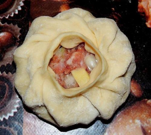 Вак балиш (закусочные пироги с мясом и картошкой). 04