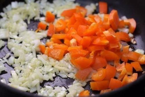 Шакшука.  Интересное блюдо из яиц с овощами, популярное в израиле и соседних странах. 02