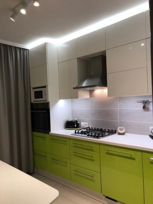 Как вам такие зеленые акценты на кухне? 01
