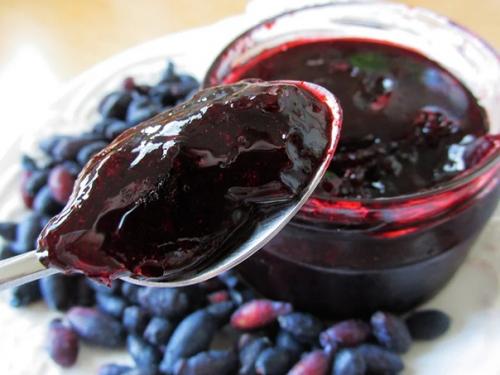 Желе из жимолости. Желе из жимолости.