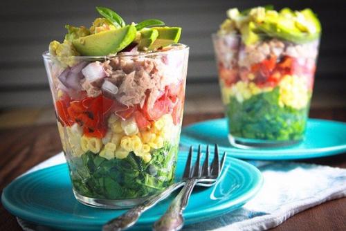 Лучшие салаты со свежими огурчикам: топ - 10 рецептов? 04