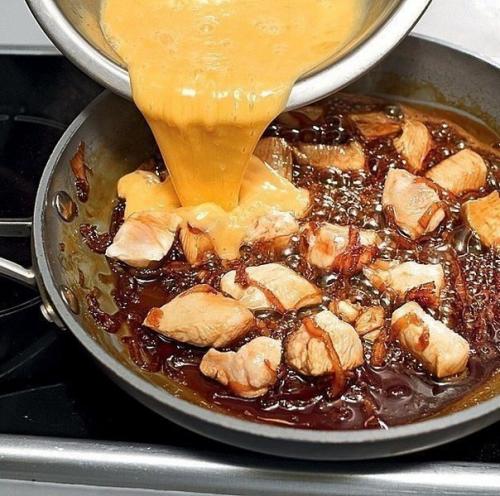 Оякодон (японский омлет с рисом и курицей). 04