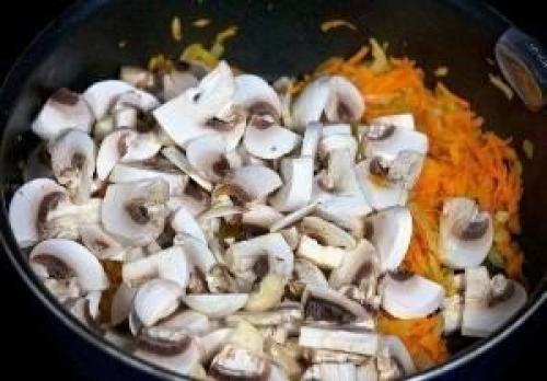 Сливочный суп с рисом и грибами. 02