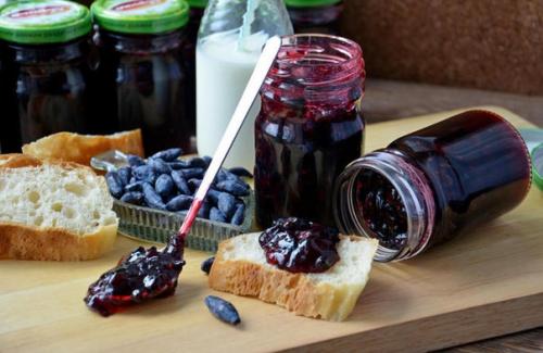 Джем из жимолости.