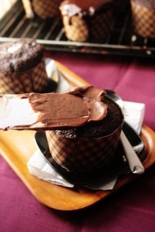 Очень вкусные и быстрые шоколадные капкейки? 06