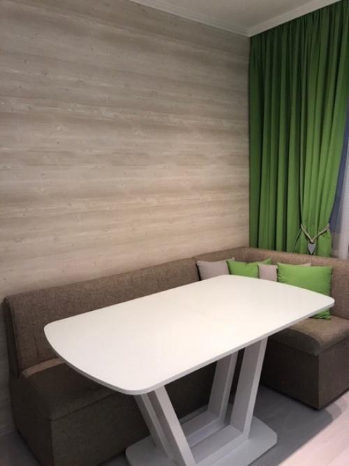 Как вам такие зеленые акценты на кухне? 03