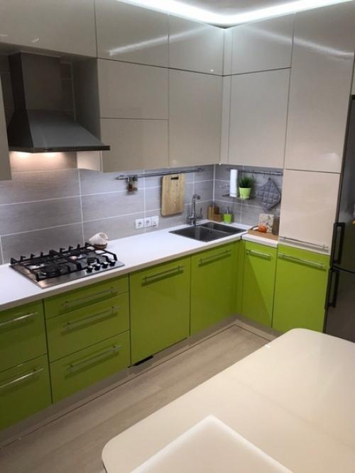 Как вам такие зеленые акценты на кухне? 02