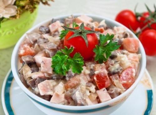 Самые сытные салаты с ветчиной: топ - 10 рецептов. 02