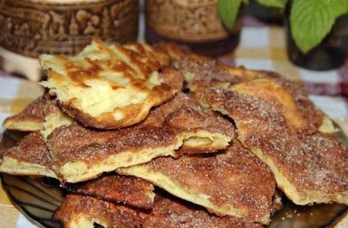 Сахарные лепешки к чаю.