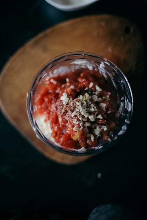 Праздничные закуски.  Роллы с сыром и салями: 05