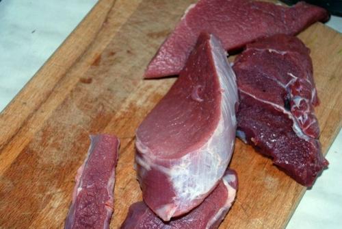 Жаркое.  Ингредиенты:  - 1 кг говядины. 01