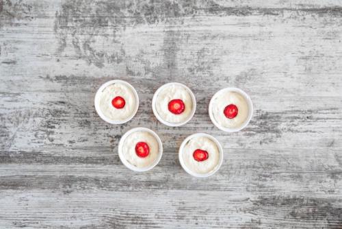 Ванильные капкейки с клубникой. 07