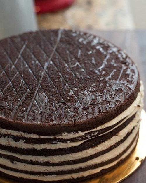 Шоколадный торт.  Очень мягкие, шоколадные, рассыпчатые и нежные, сочные и влажные коржи, тающие во рту … они не оставят равнодушным никого? 06