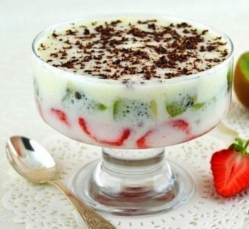 Фрукты в зефирном креме.