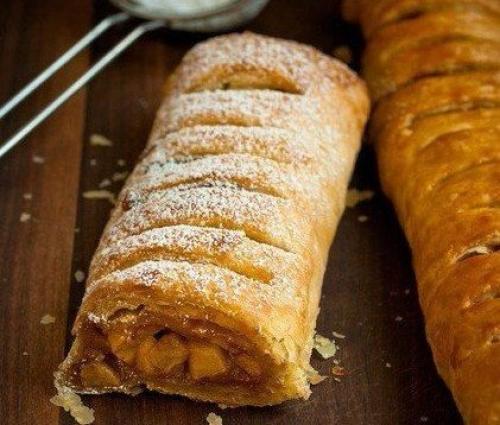 Яблочный штрудель.   Ингредиенты: