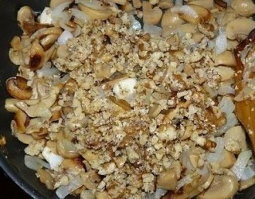 Баклажановые рулетики с грибами. 01