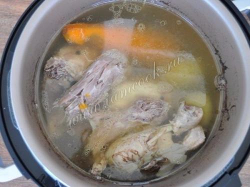 Заливное из курицы. 04