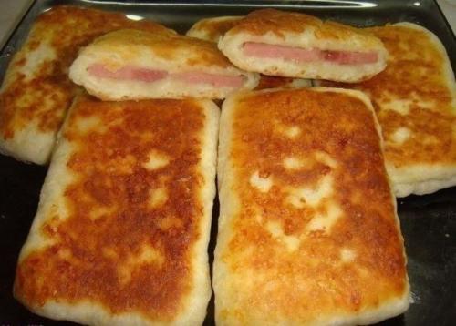 Вкуснейшие лепешки.

Ингредиенты: 
