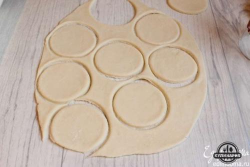 Слойки с ананасом. 01