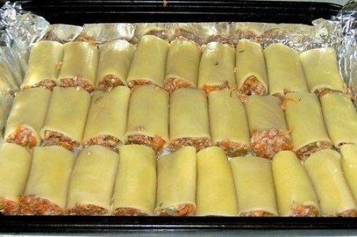 Фаршированные каннеллони, запеченные с сыром. 05