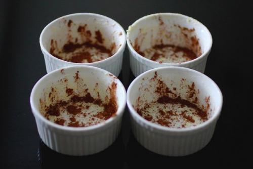 Шоколадный фондан.  Ингредиенты (на 4 небольшие порции: 06