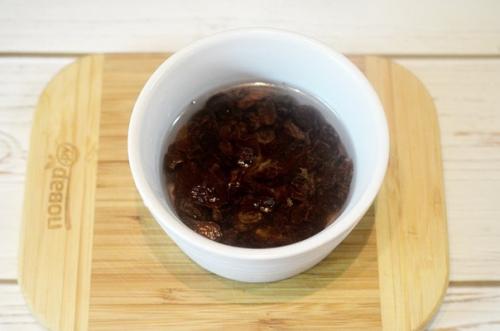 Невероятно мягкие и нежные кексы с изюмом. 01