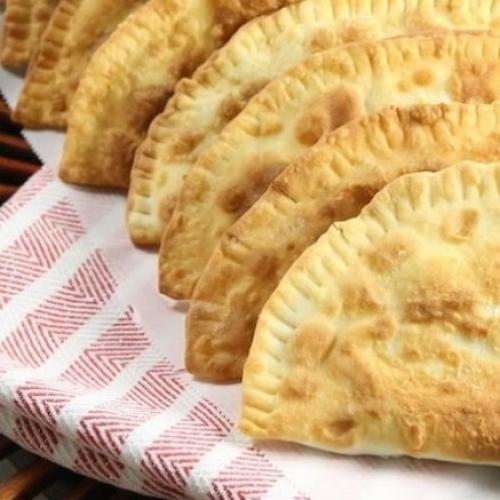 Правильные чебуреки.  Ингредиенты: